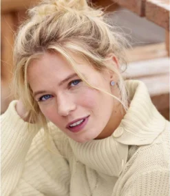 Women's Beige Button-Collar Sweater -Featured Women's Clothing Stores 0243772a52fb094fb247db4e623a179e