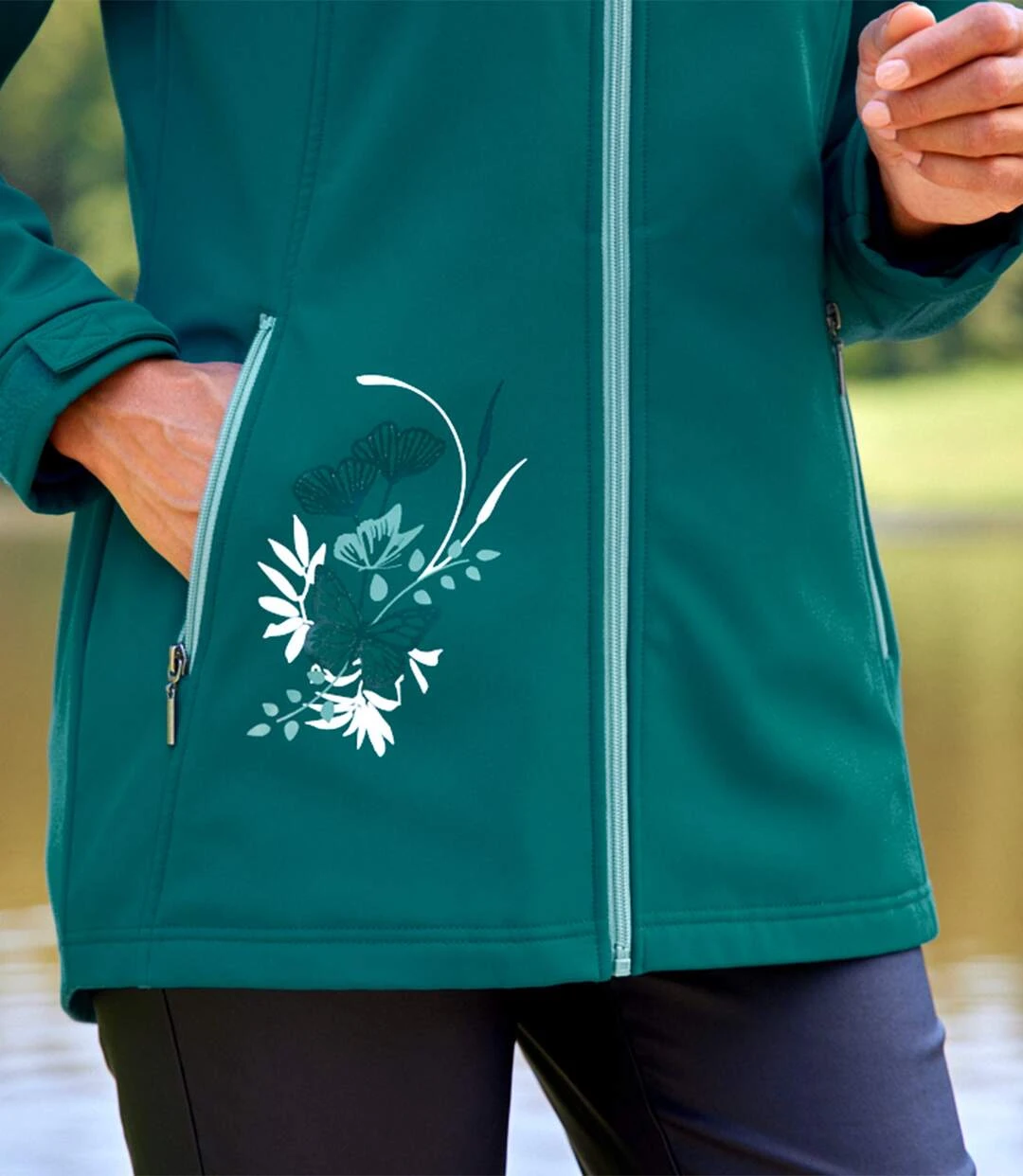 Women's Green Softshell Jacket 5 Women's Green Softshell Jacket - Image 5