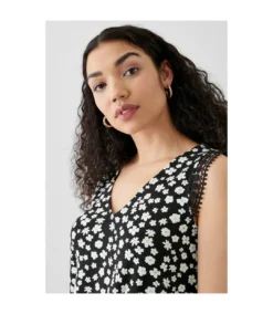 Dorothy Perkins Womens/Ladies Floral Lace Detail Tank Top (Black/White) -Featured Women's Clothing Stores B22F63B8C41C1DA54C4D49D0335FBD9D006657D34D38F455595C6E8719124F5B